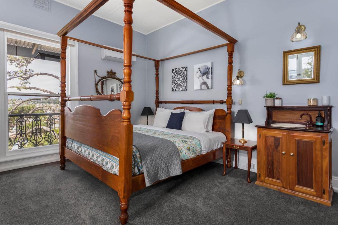 The Dragonfly Inn Launceston Bagian luar foto