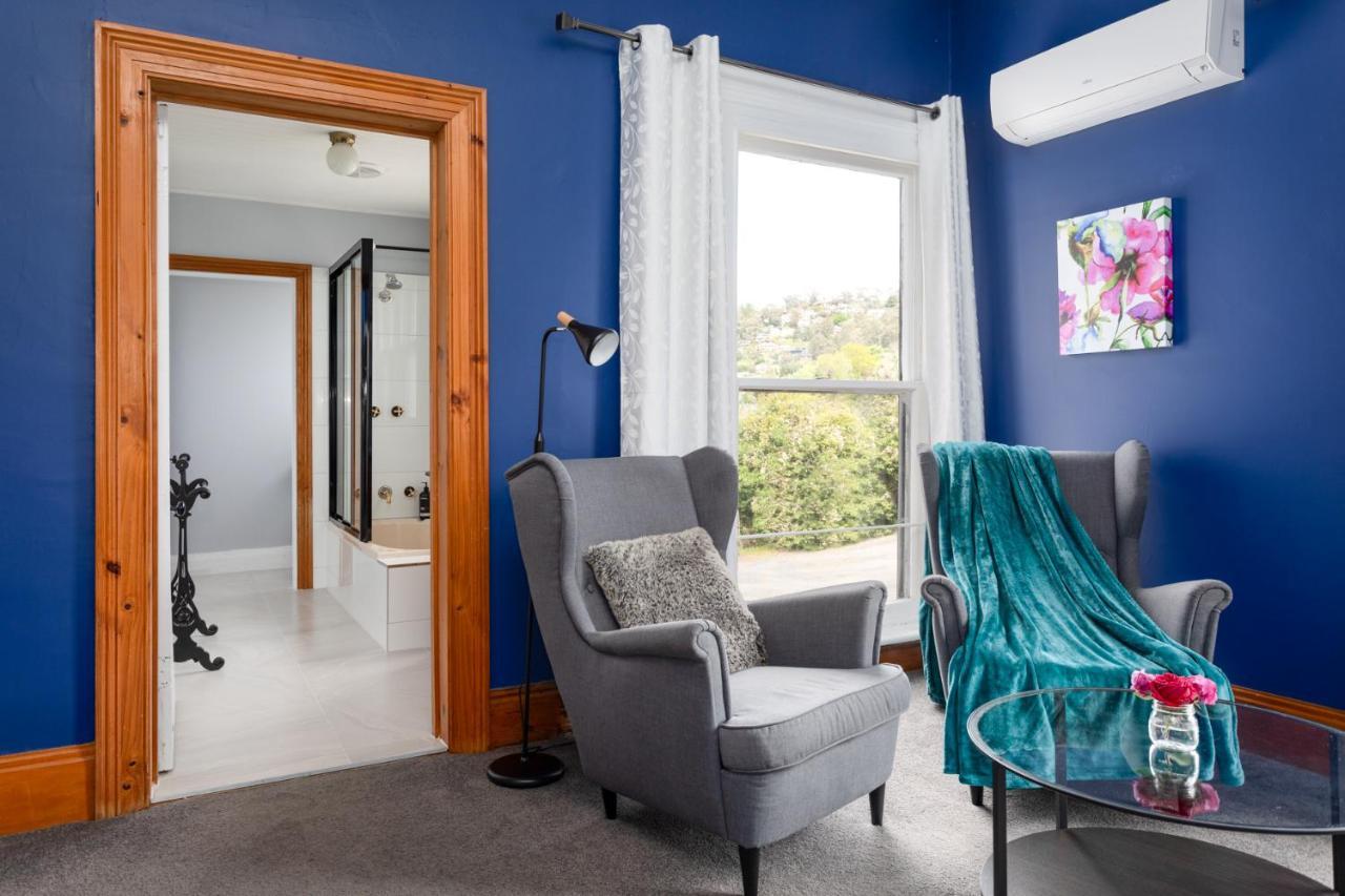 The Dragonfly Inn Launceston Bagian luar foto